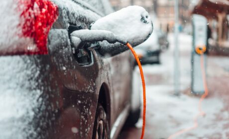 Samochód elektryczny zimą – jak dbać, by przedłużyć zasięg?